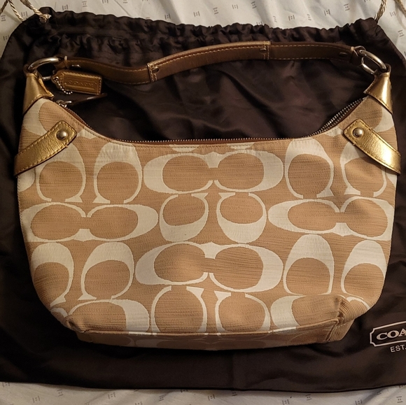 Coach Gold&White purse - Picture 4 of 8